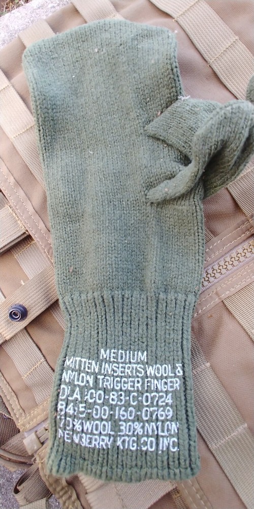 US ARMY / USMC Trigger Finger Mitten Inserts / New Old Stock Condition
