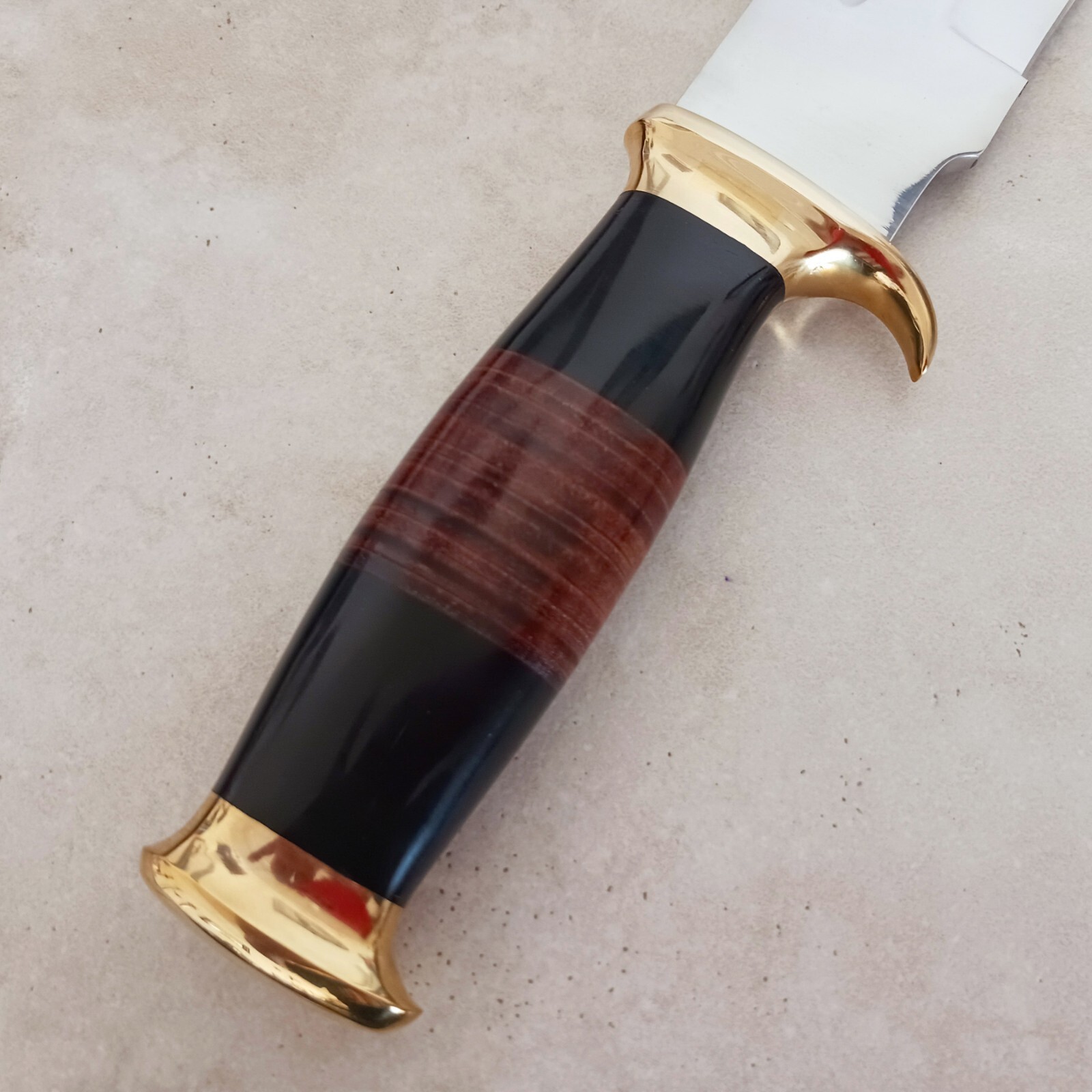 Massive Crocodile Dundee Bowie Knife 18" OA + Leather Sheath, Classic!