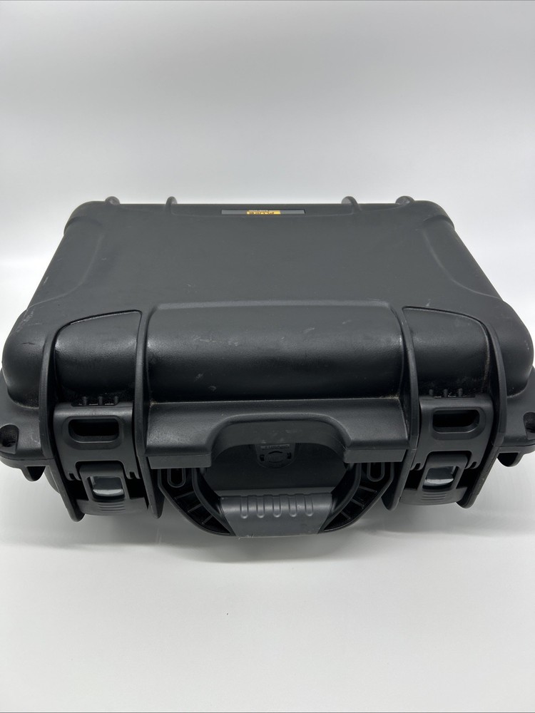 FLUKE 3130 Portable pressure calibrator