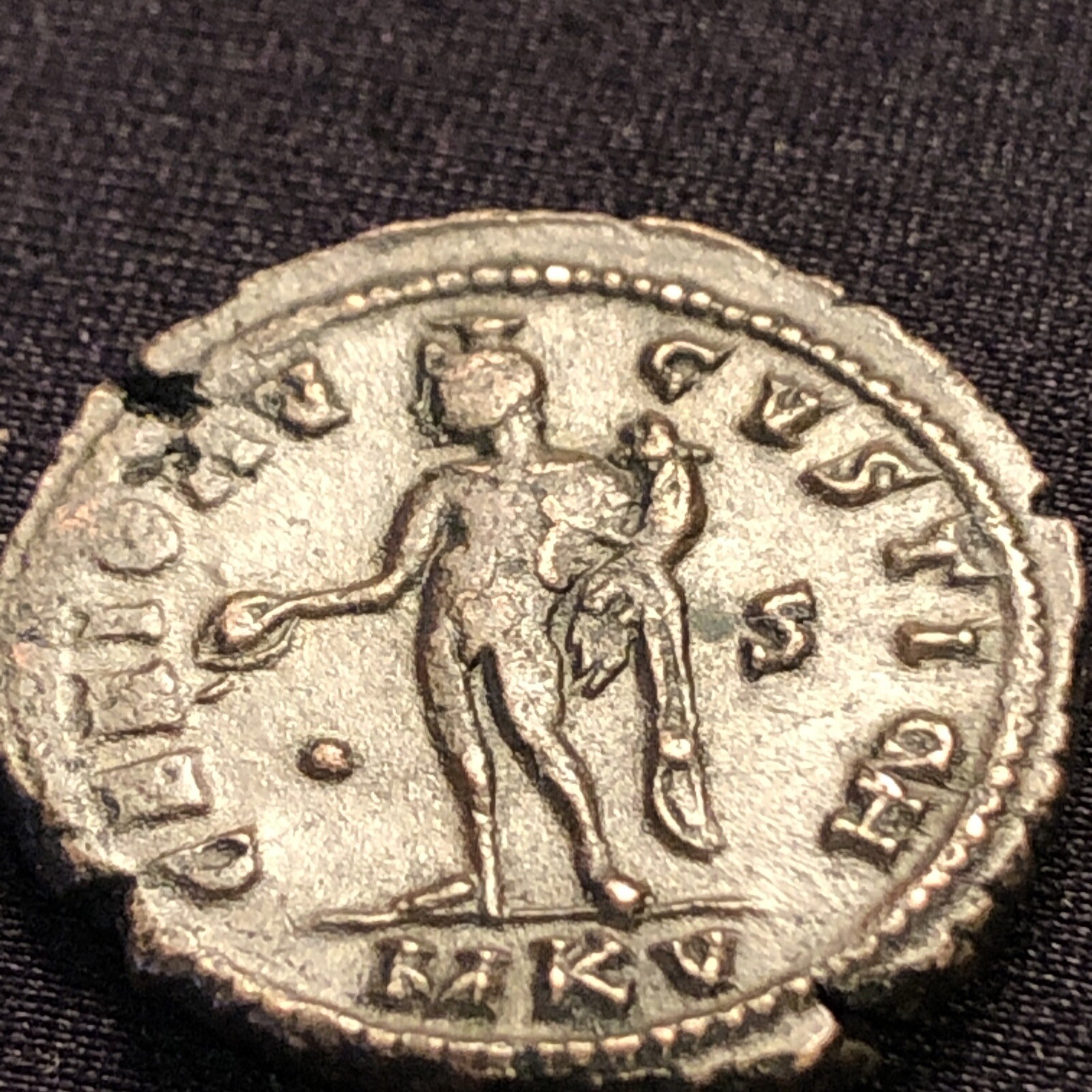 ancient rome Maximinus II Ad 310-313 Ae Follis rev genius high grade nice