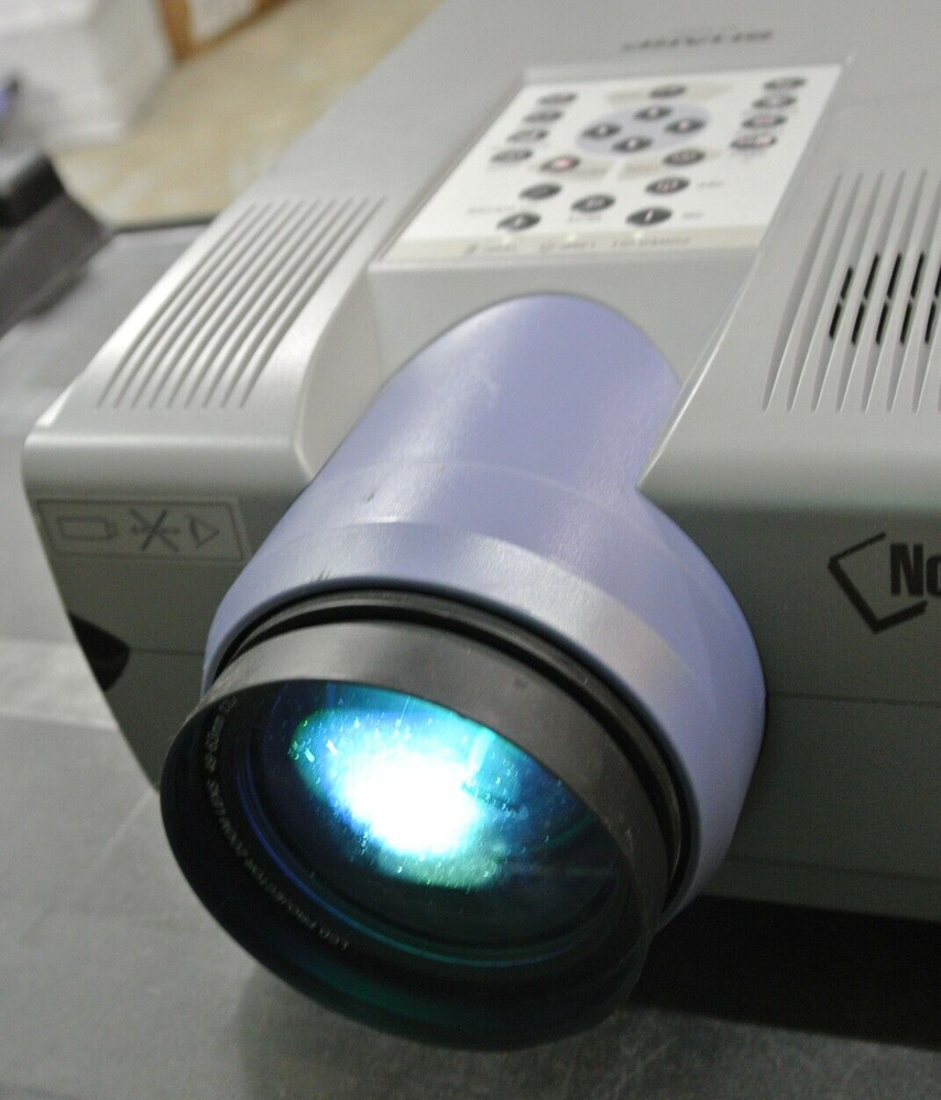 Sharp XG-NV6XU LCD Digital Projector Notevision6 - NO REMOTE, NO POWER CORD