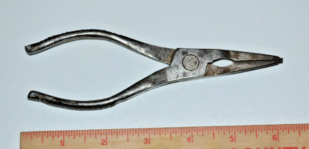 Vintage Harrold Pliers