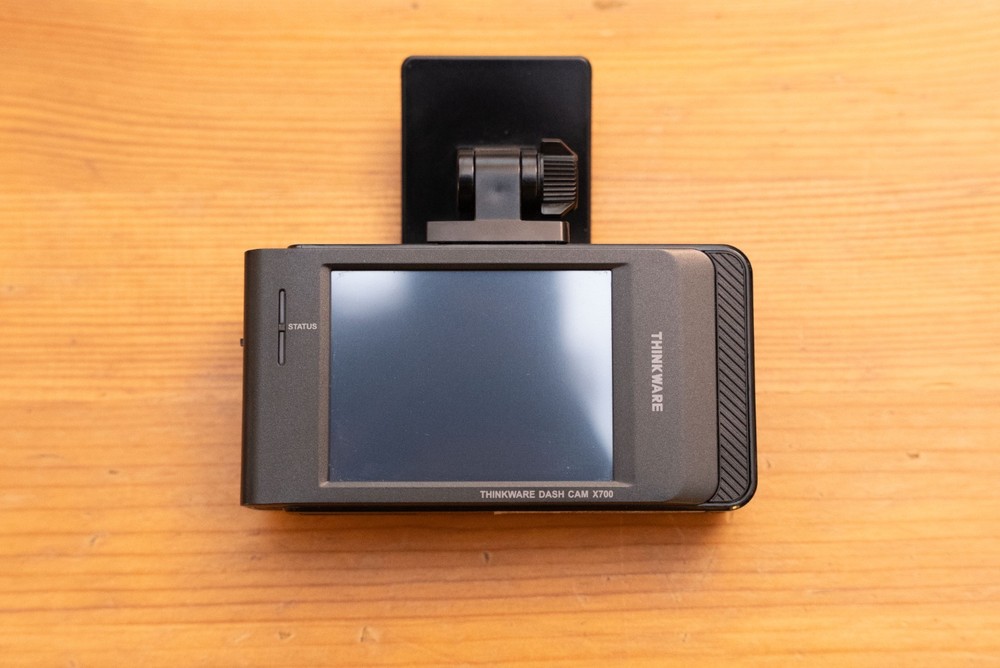 Thinkware X700 Full HD 1080p Dash Cam with 2.7" LCD Touchscreen