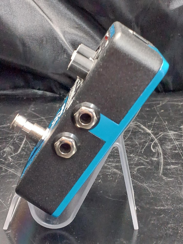 EBS Triple TremoLo Controller Bass Effect Pedal