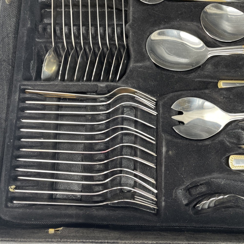Solingen Silverware Germany 18/10 66 Piece Dinnerware Plus Case Incomplete