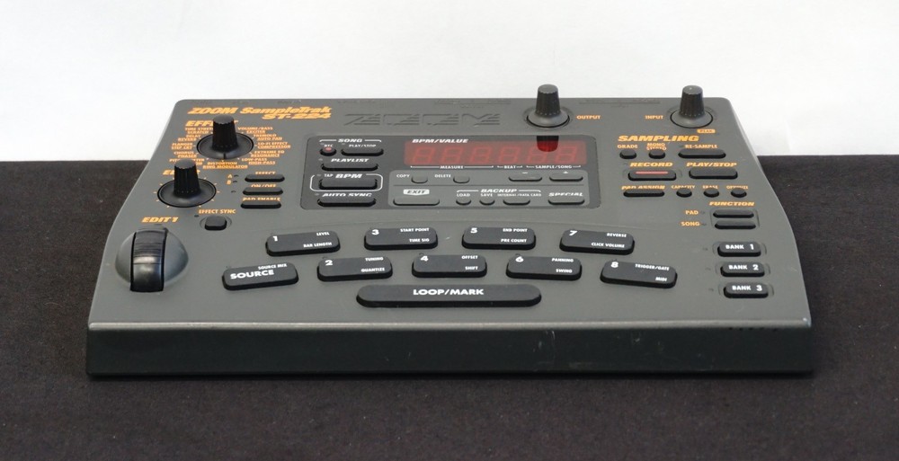 Zoom ST-224 SampleTrak Drum / Groove Machine & Sampler