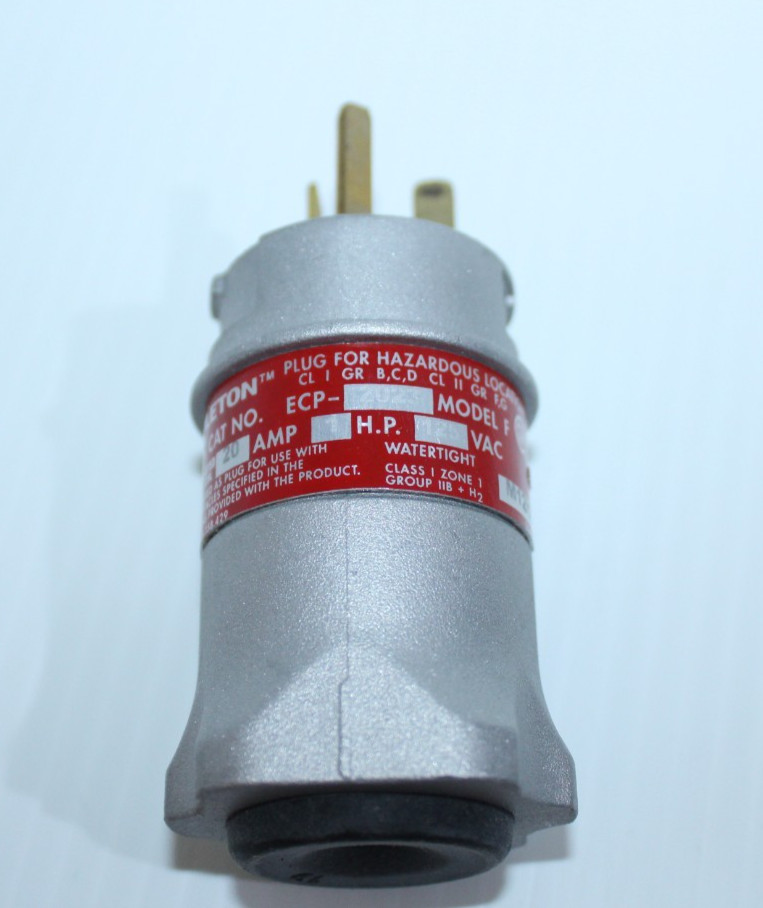 ⭐NEW IN BOX⭐ APPLETON ECP2023 20-Amp Hazardous Location Plug 20A 125Vac 2P 3W