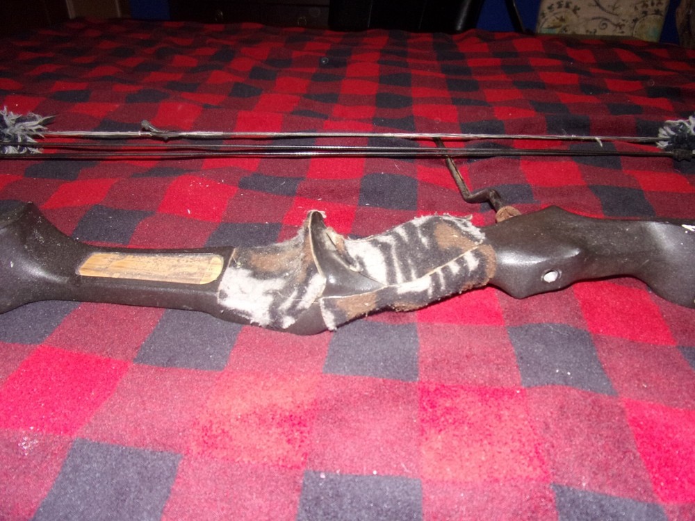 Martin Black Panther Compound Bow