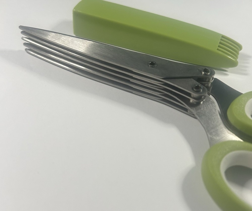 NEW Herb Scissors 5 Blade Multipurpose Kitchen Shears w/ Herb Stripper & Cover