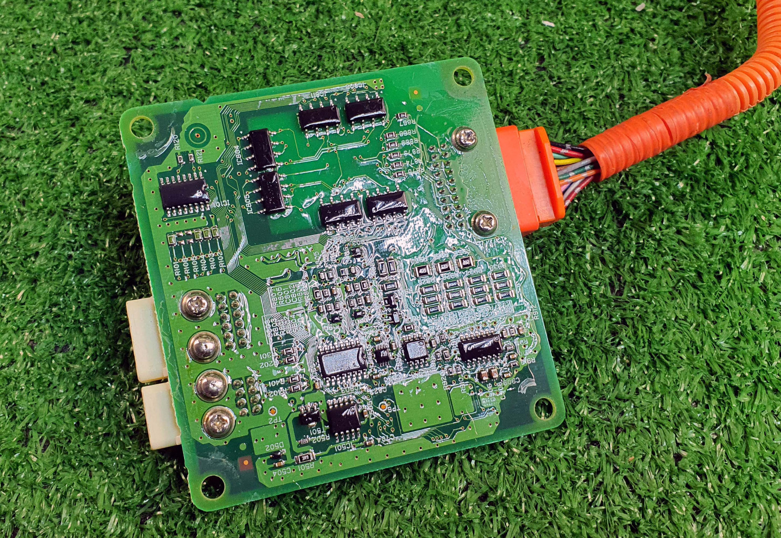 Toyota Prius Hybrid 2010-2015 Bettery Voltage Sensor with harness 89892-47020