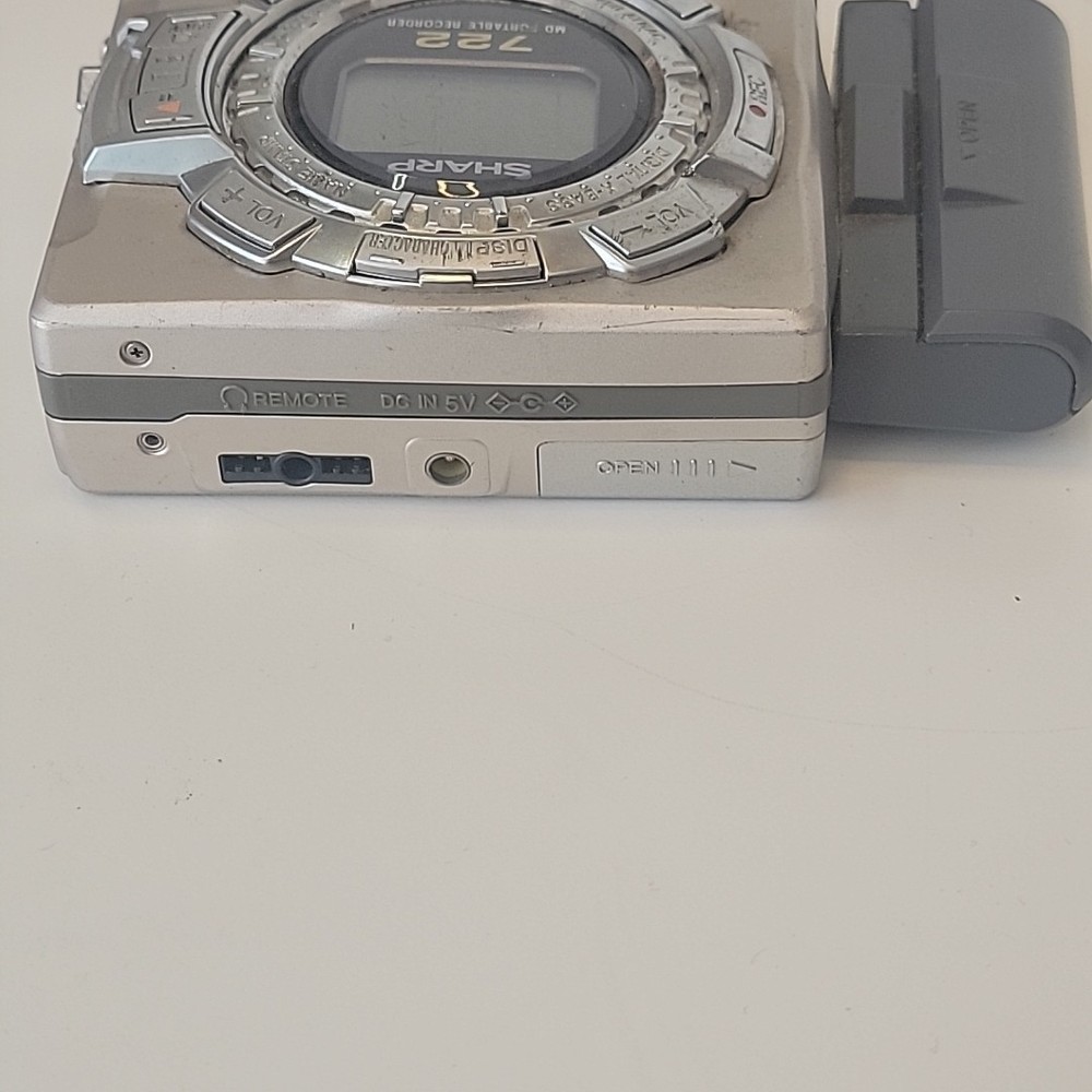 Sharp MD-MS722 Portable Minidisc Recorder Player W/ External Battery READ