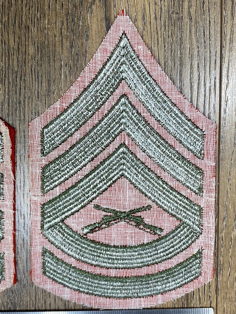 USMC Marines Chevron ~ Gunnery Sergeant (GySgt) ~ E7 ~ Patch Set ~ Green on Red