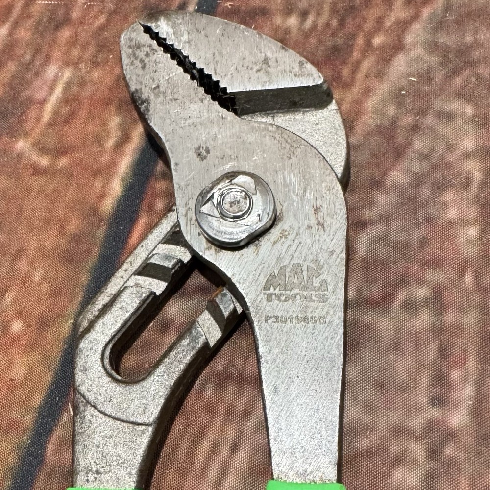 MAC Tools P301815G 5pc Pliers Set + Soft Case - MISSING ONE PIECE