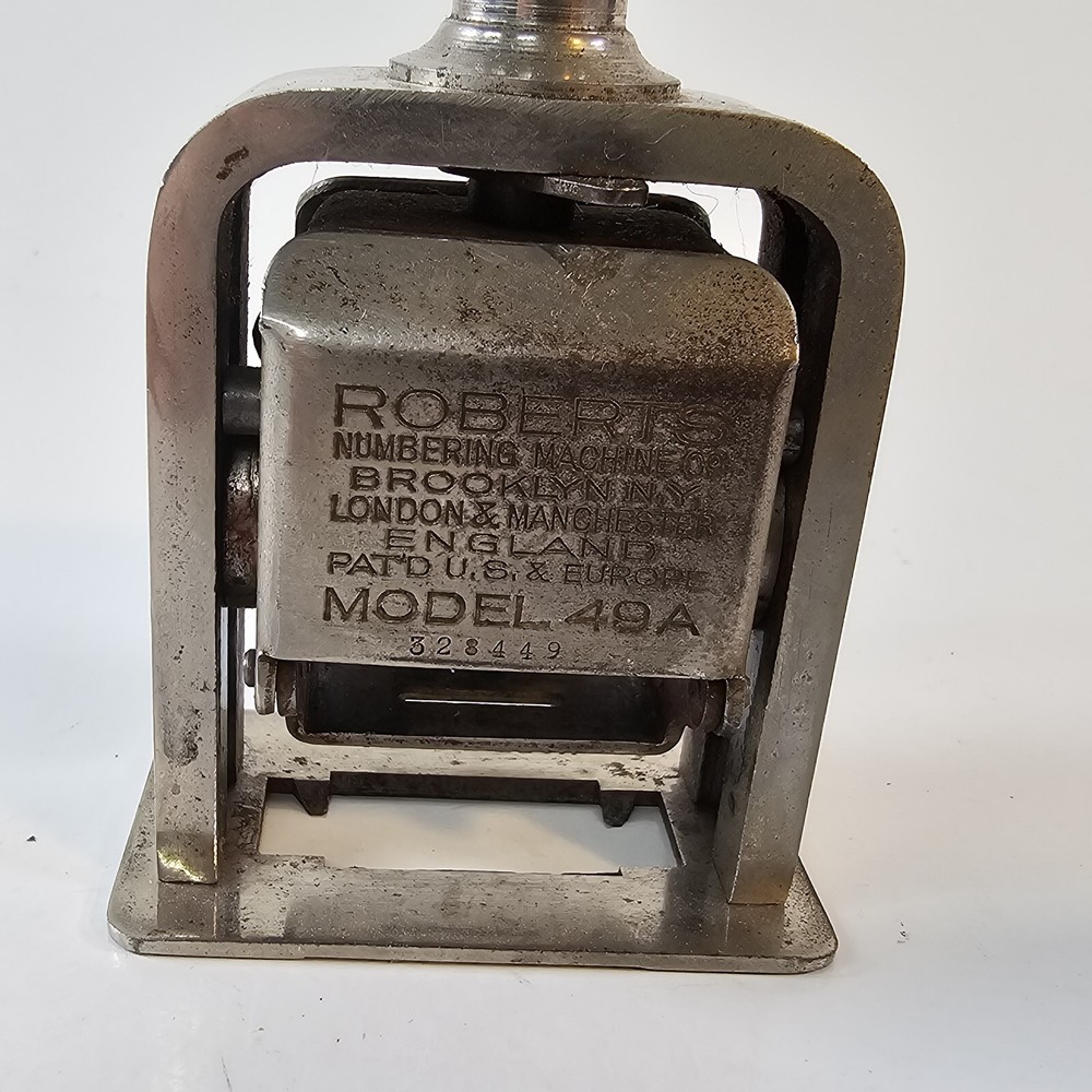 VINTAGE ROBERTS NUMBERING MACHINE MODEL 49A