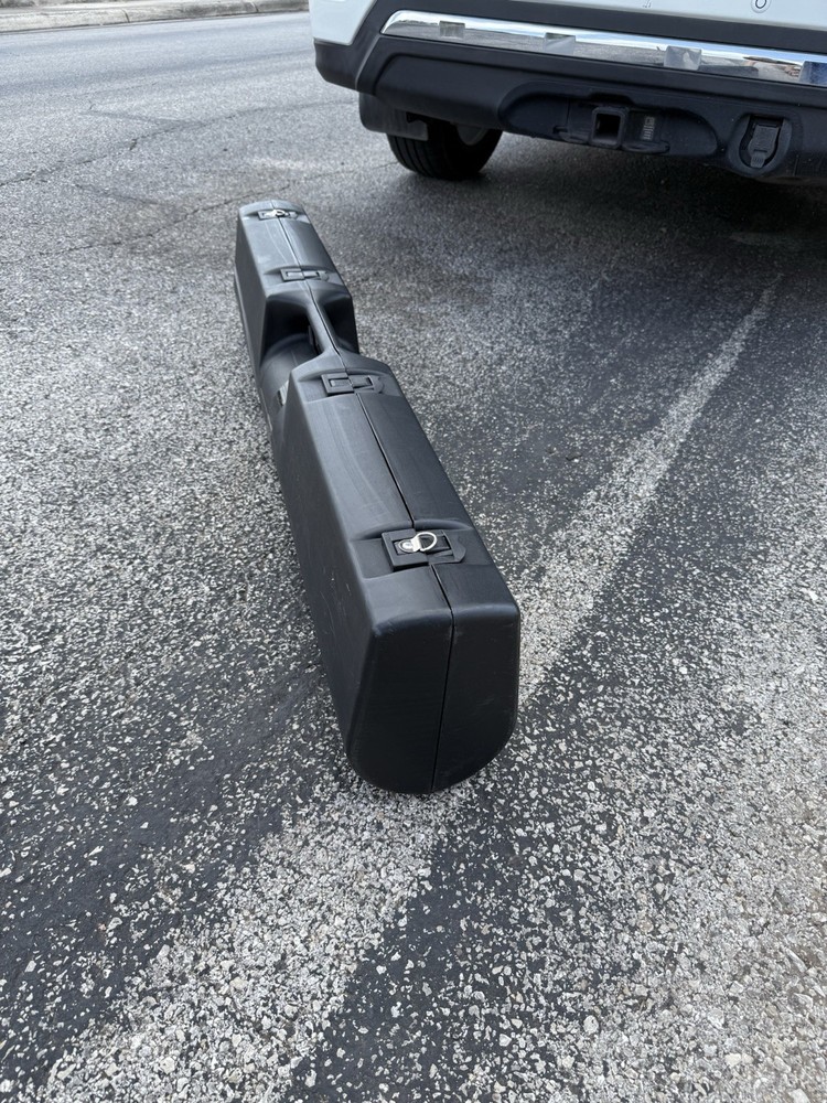 carrying banner case skyline “nice condition”