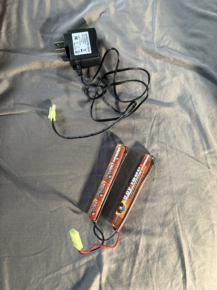 Lancer Tactical Gen 2 Tan Airsoft Rifle + starter bundle