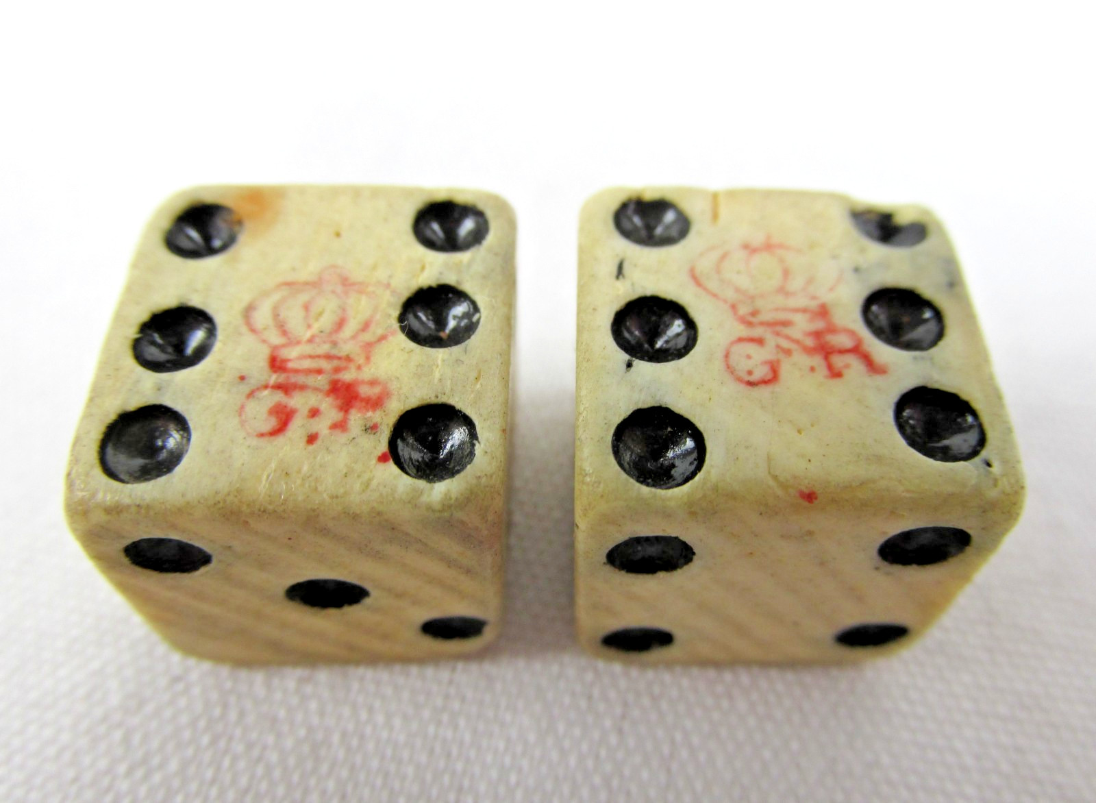 Antique Bone Dice 17/32" Colonial Era King George Rex Tax Paid Red CROWN GR Mark