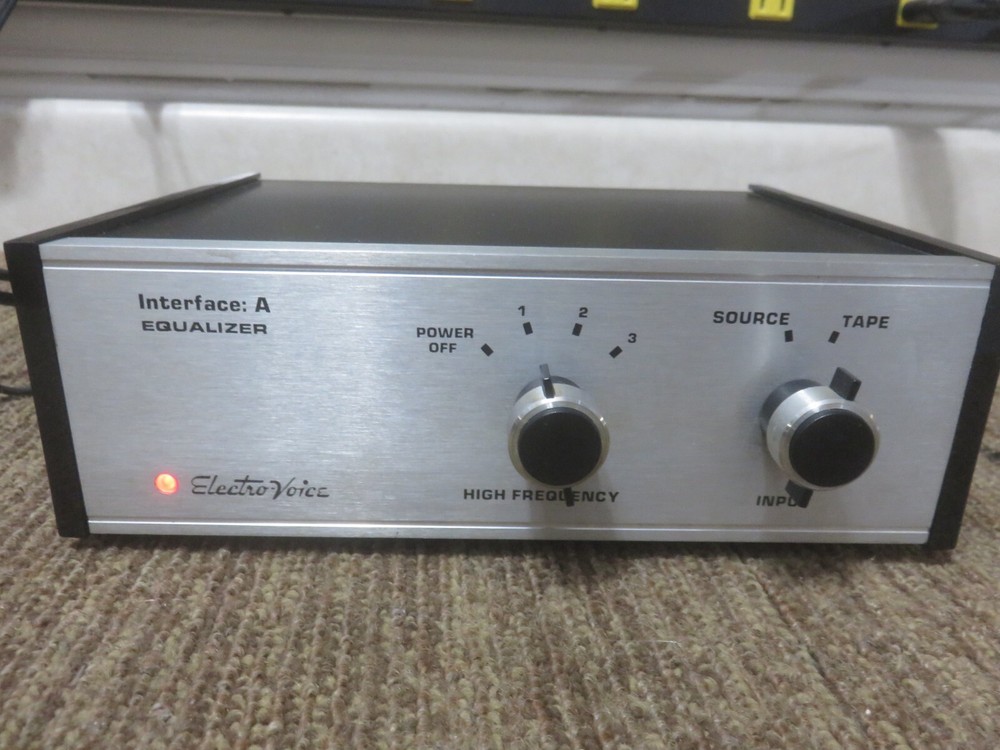ELECTROVOICE INTERFACE A EQUALIZER STILL IN FACTORY BOX