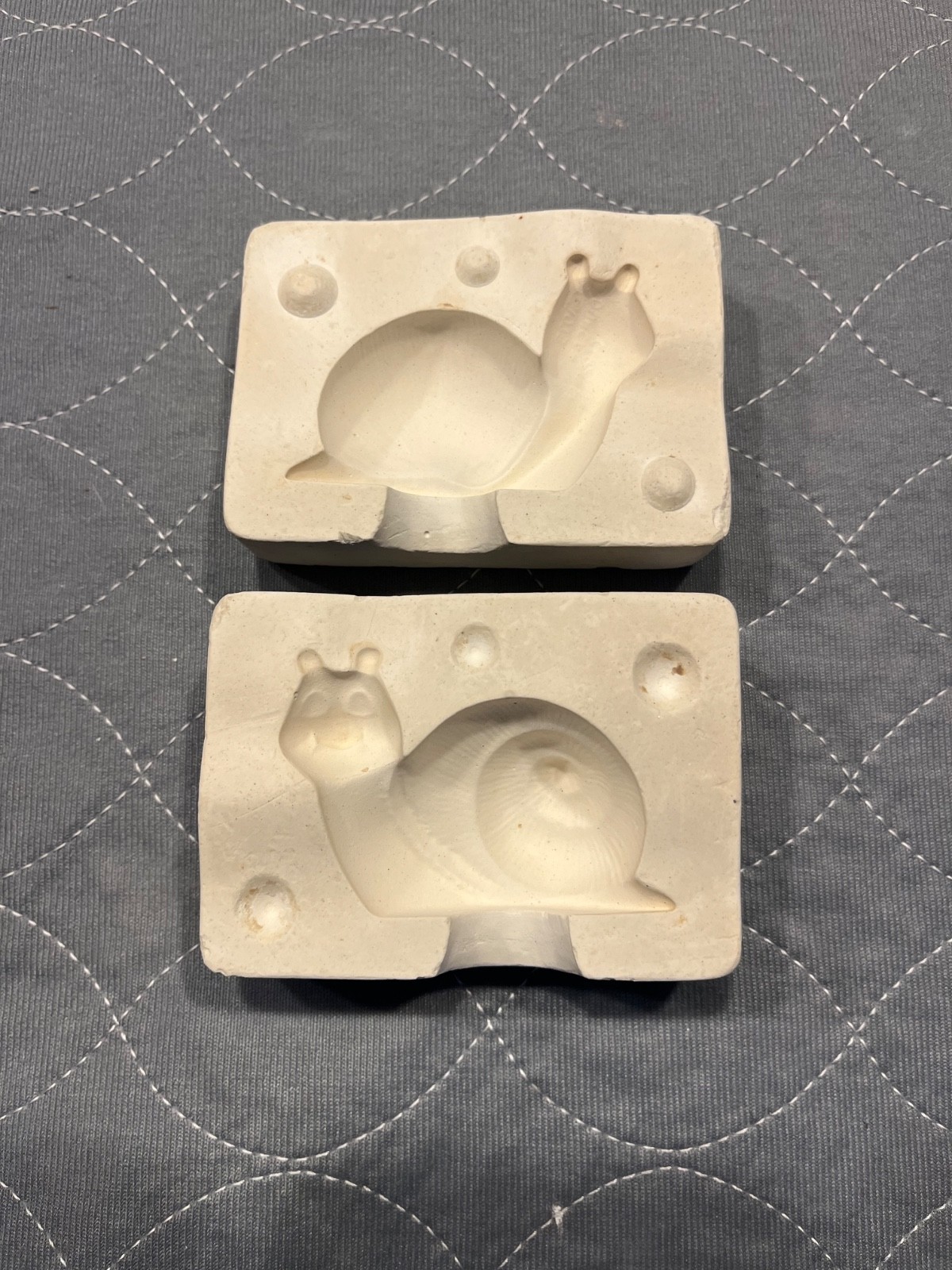 Duncan TM-16 Ceramic Slip Mold Miniature Snail Figurine Vintage Pottery 1975