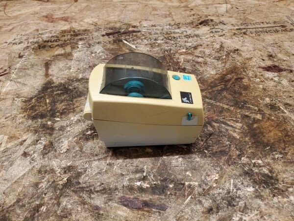 Zebra TLP2824 Plus 282P-101110-000 Thermal Label Printer - Untested