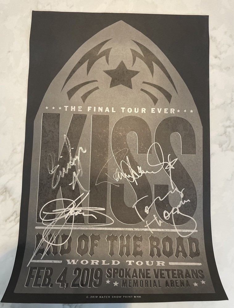 KISS End of the road poster Autographed Gene Paul Eric and Tommy feb 4 2019 TOUR