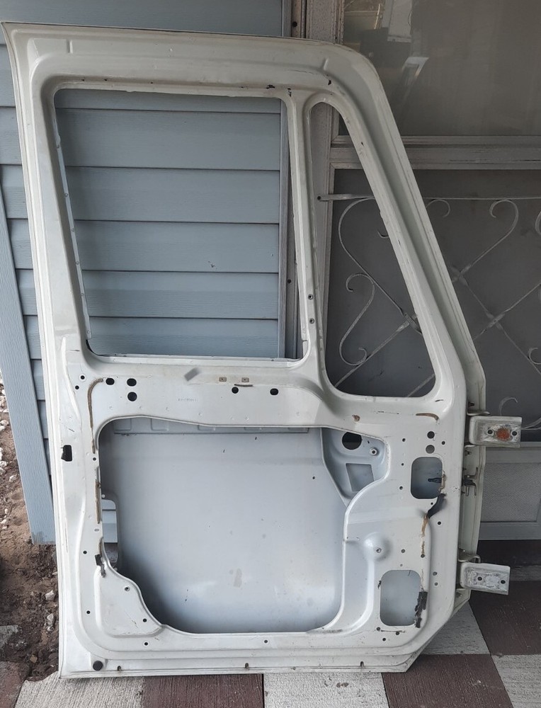 3360088C6 - INTERNATIONAL DURASTAR DOOR ASSEMBLY / SHELL Driver side Front