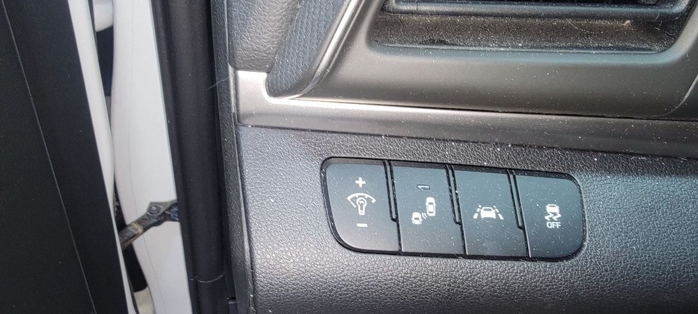 19-20 Hyundai Elantra Camera/Projector Camera Front Windshield Upper Center