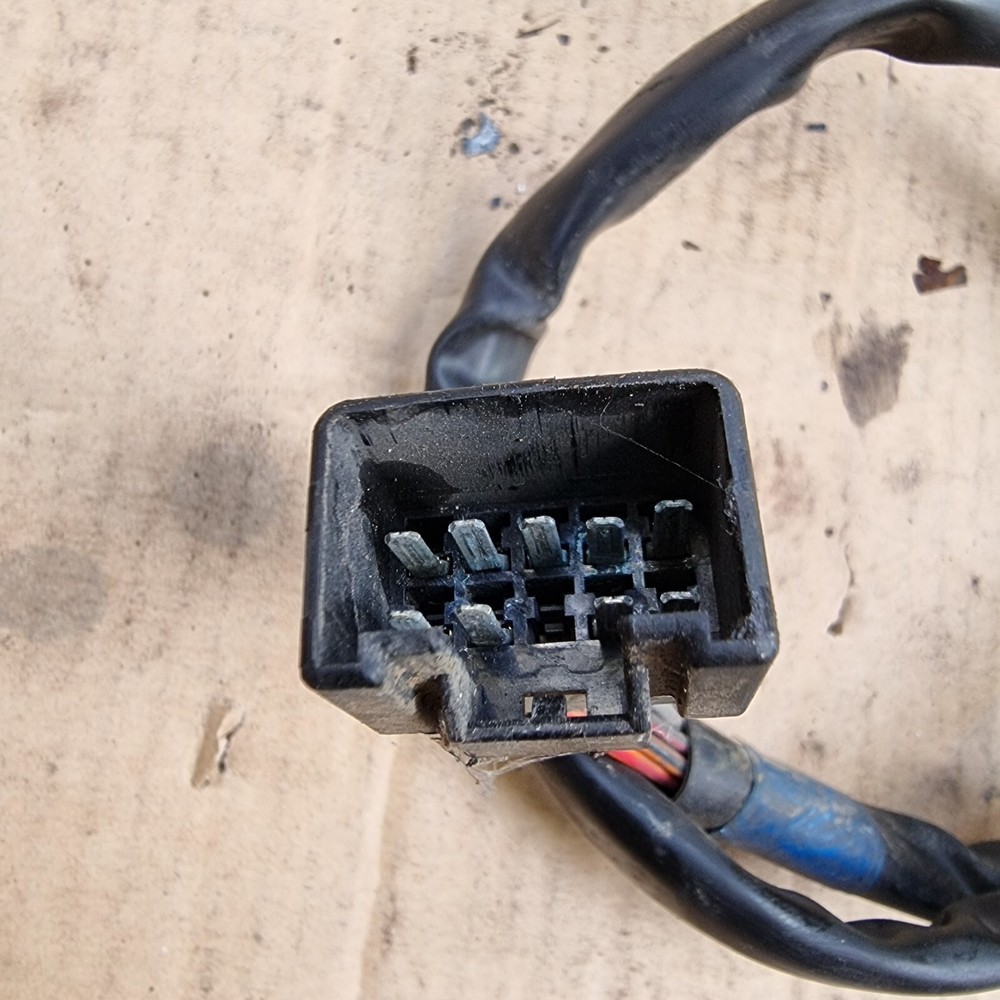 Suzuki GSXR600 K2 Right Switch