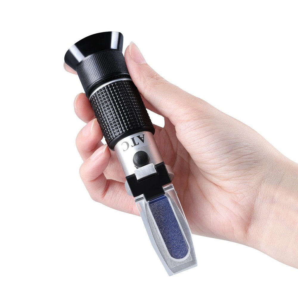 4-in-1 Antifreeze Refractometer with Digital Display for Precise Fluid Testing