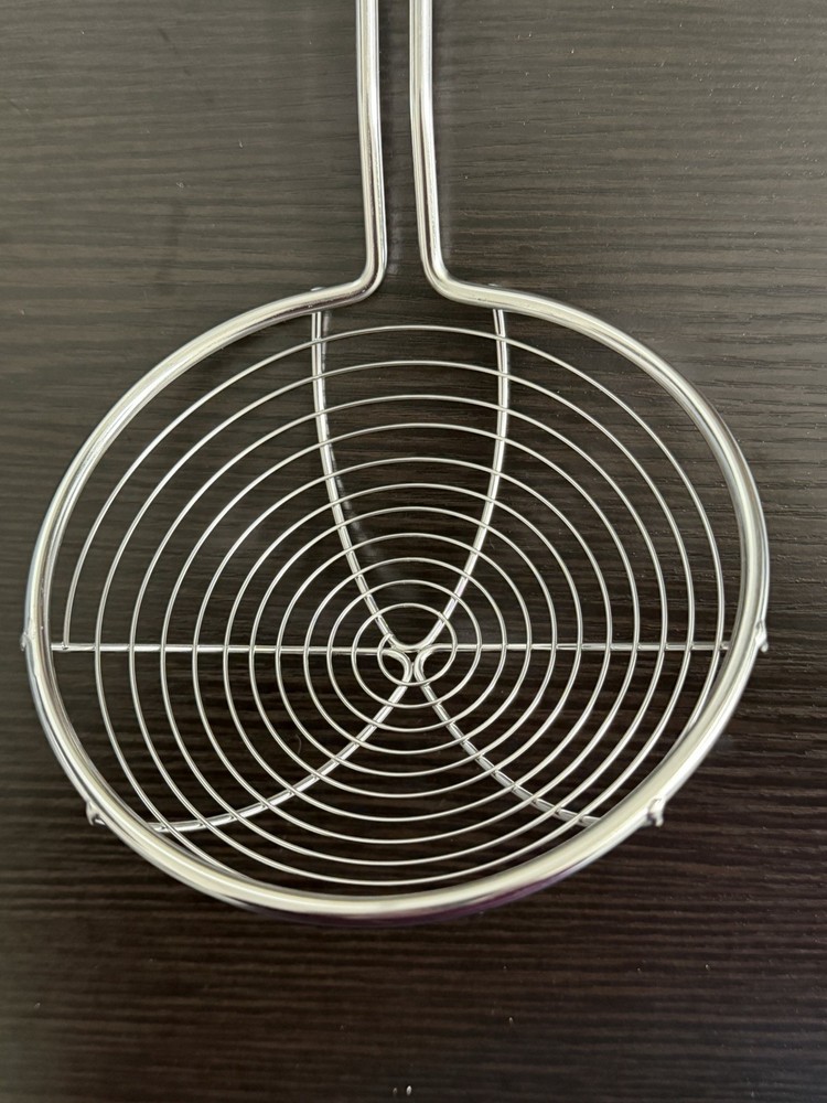 KitchenAid Gray Wire Strainer-Comfortable Soft-Grip Handle & Dishwasher Safe-New