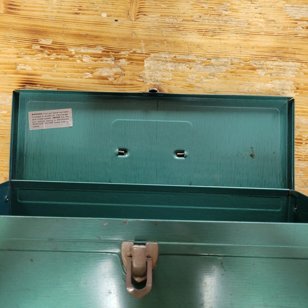 Lawrence Metal Tackle Box Green