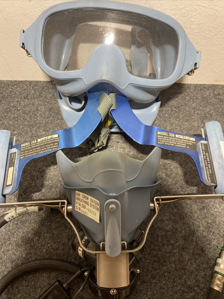 Scott Aviation Oxygen Mask 359-A1C12 Learjet 35