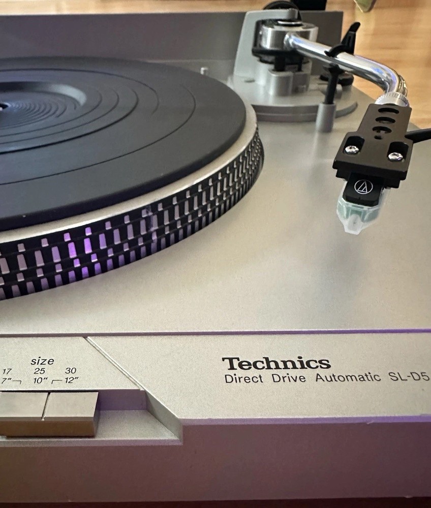 Technics SL-D5 Fully Automatic Direct Drive Turntable Serviced ATVM95E