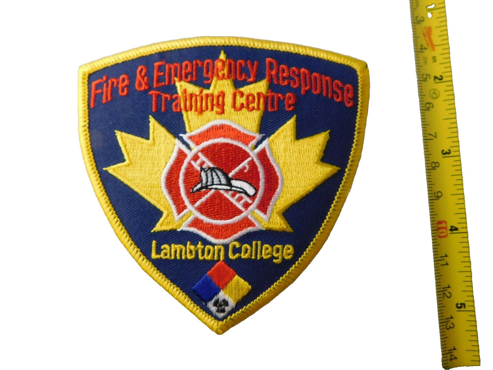 LAMBTON COLLEGE FIRE EMERGENCY RESPONSE TRAINING CENTRE VINTAGE PATCH SHOULDER