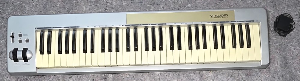 M-AUDIO Keystation 61ES MIDI Controller Keyboard