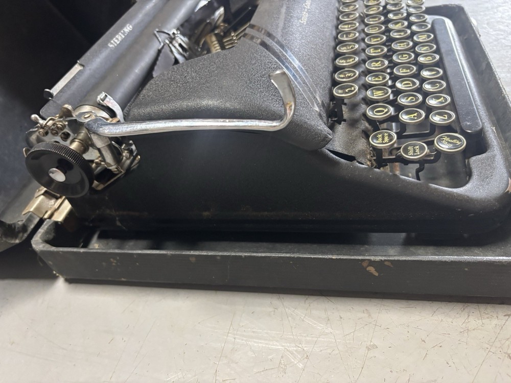 Smith-Corona Sterling Typewriter - Black