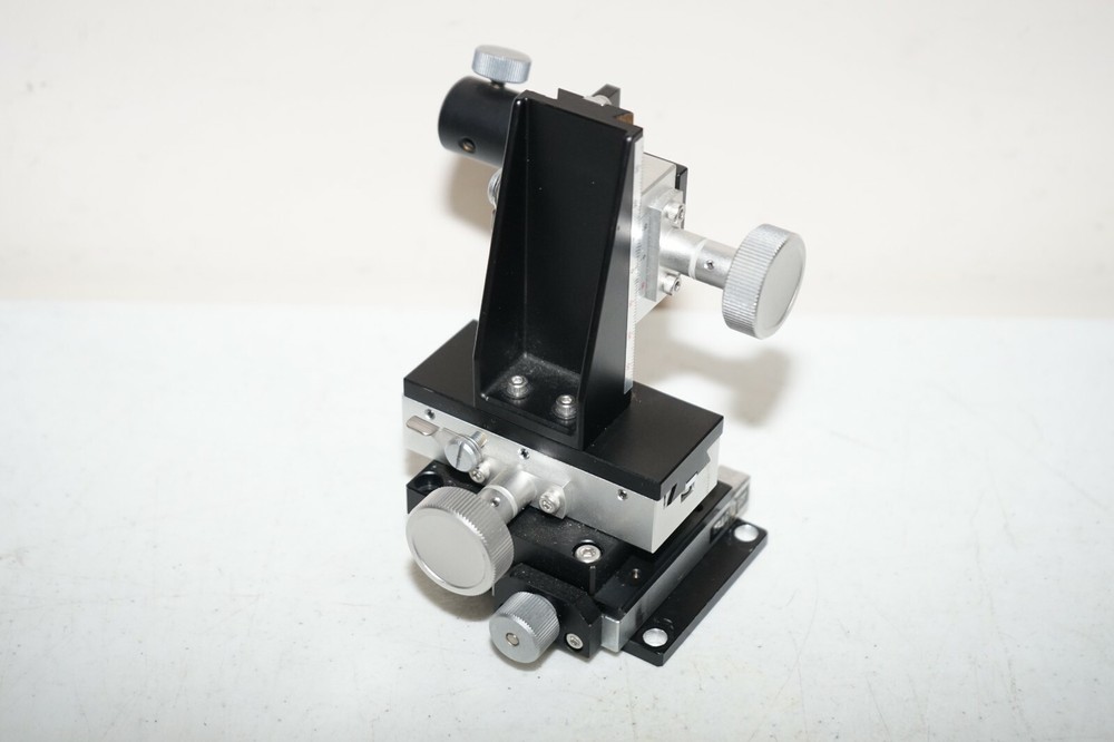 ^ ED Edmund Industrial Optics #C242