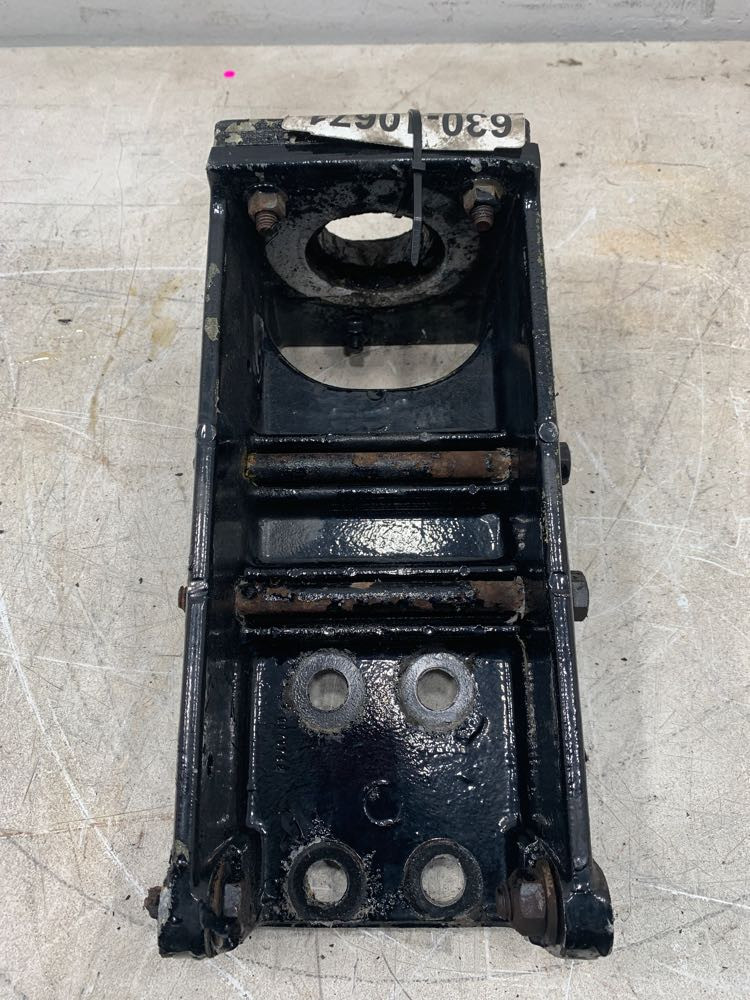 1998 Freightliner FLD Cab Mount (630-10671)