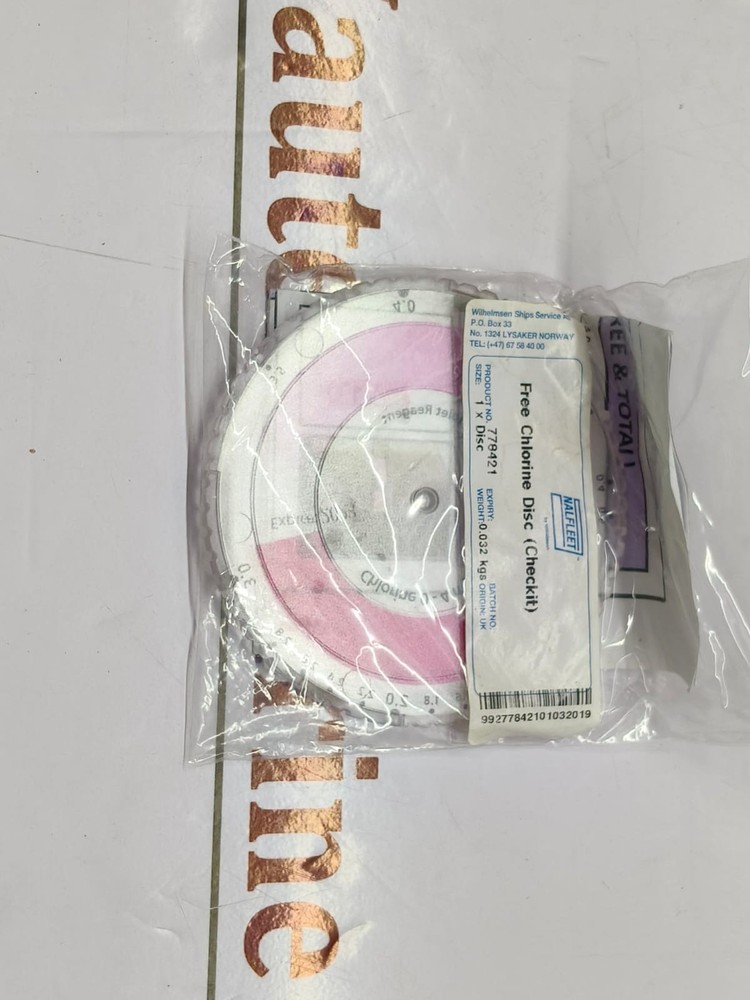 LOVIBOND COMPARATOR 2000 WITH DISC TEST KIT