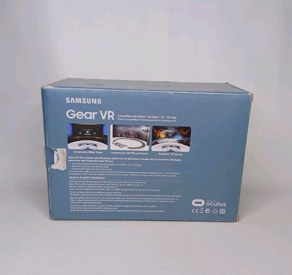 Samsung Gear Smartphone VR Headset Powered By Oculus