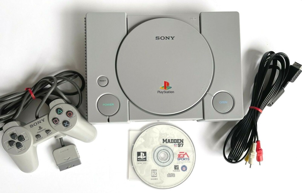 SONY PLAYSTATION 1 CONSOLE SCPH-7501 WITH PS1 CONTROLLER, MEMORY CARD AND GAME