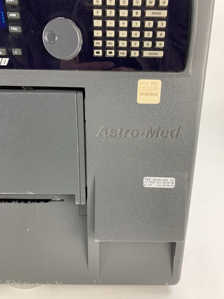 Astro-Med Dash 10 250v RMS Data Logger Powers On