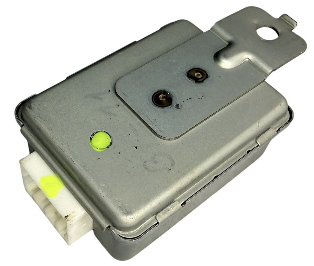 2000-2004 Mitsubishi Galant/Eclipse Cruise Control Module SPEED ECM OEM MR490822