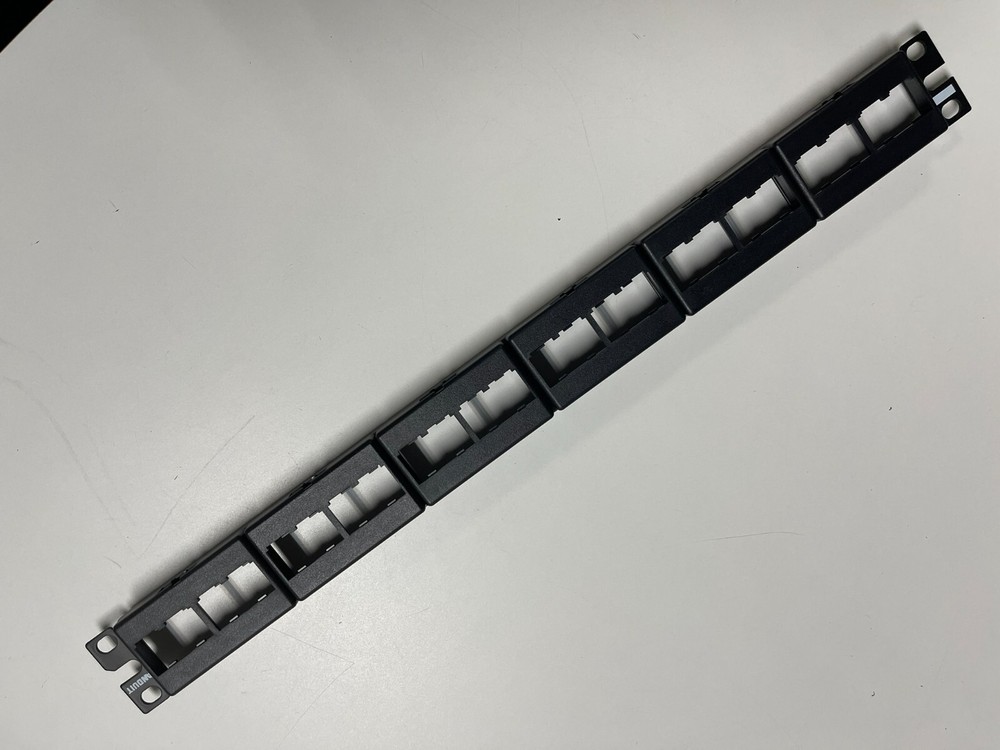 PATCH PANEL CPP 24 WBL