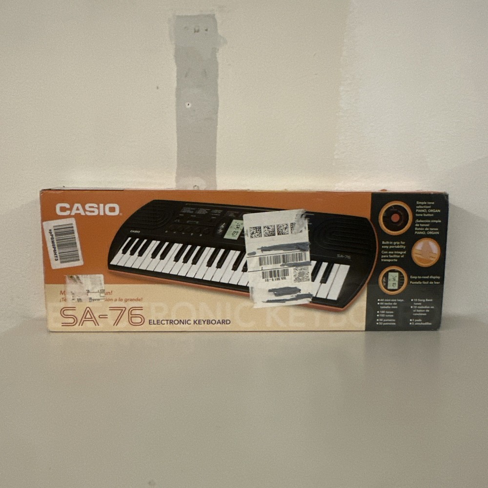 Casio SA-76 44-Key Mini Keyboard