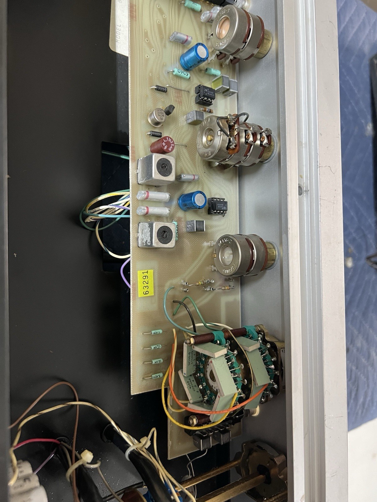 Crown IC 150a Stereo Preamplifier