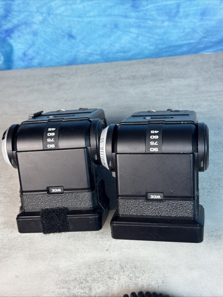 2 Vivitar 285 Flashes (STMs)