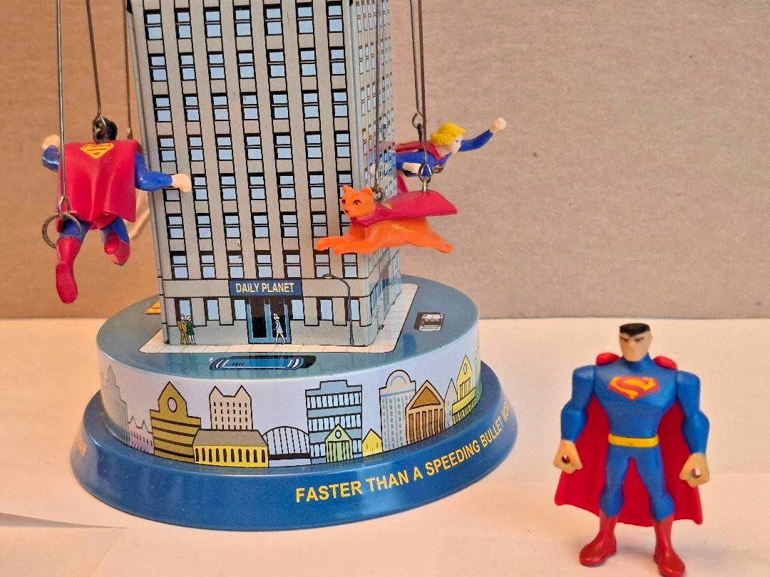 VINTAGE 2001 SCHYLLING Superman Classic Tin Carousel and figures lot