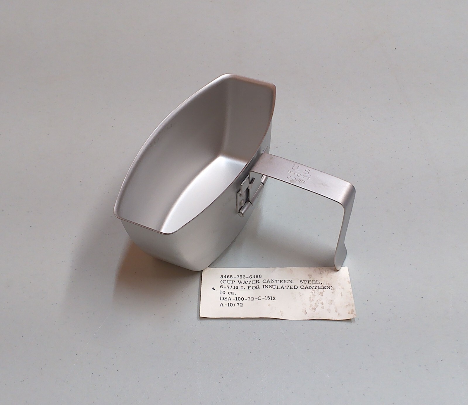 Vintage Vietnam Era 1972 USGI WYOTT Stainless Steel Arctic Canteen Cup w/ Handle