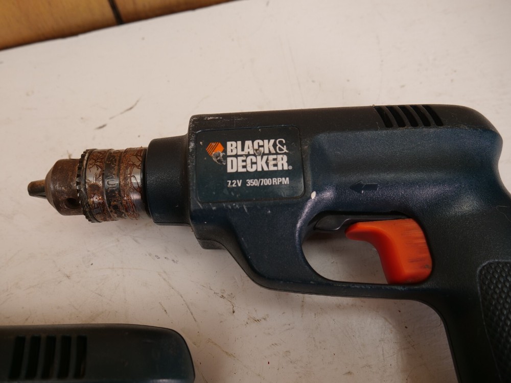 PAIR 2 Black & Decker VersaPak 7.2V Variable Speed Drills TESTED